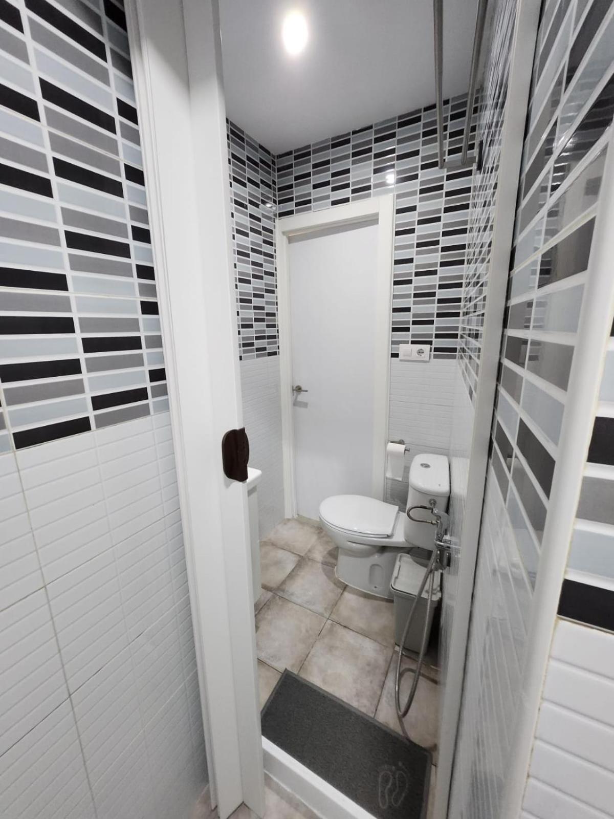 Plan B Madrid Vallecas Екстериор снимка